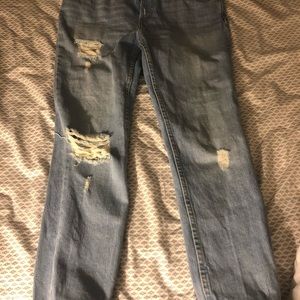 Girlfriend jeans